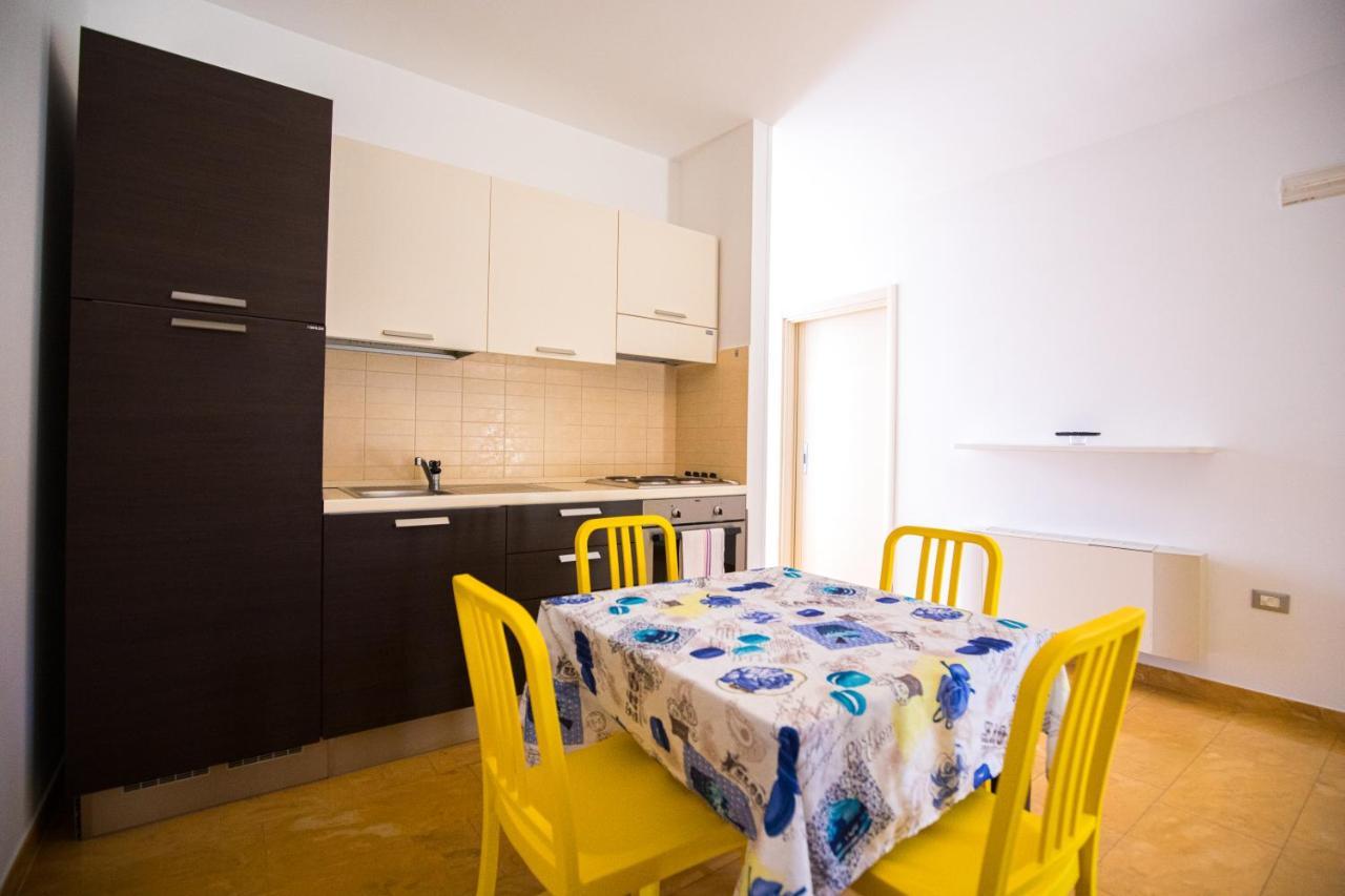 Donnosanto Residence Torre Santa Sabina Eksteriør billede